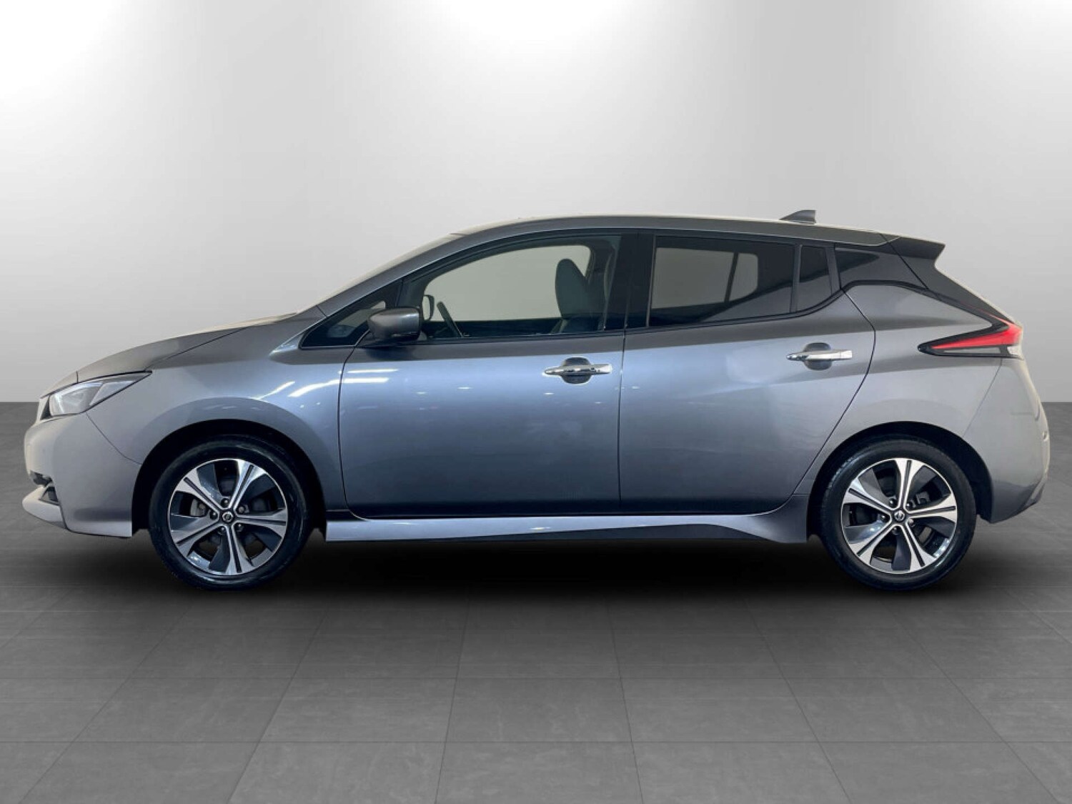 Used Nissan Leaf 2021 for sale - 77470045: Photo 7