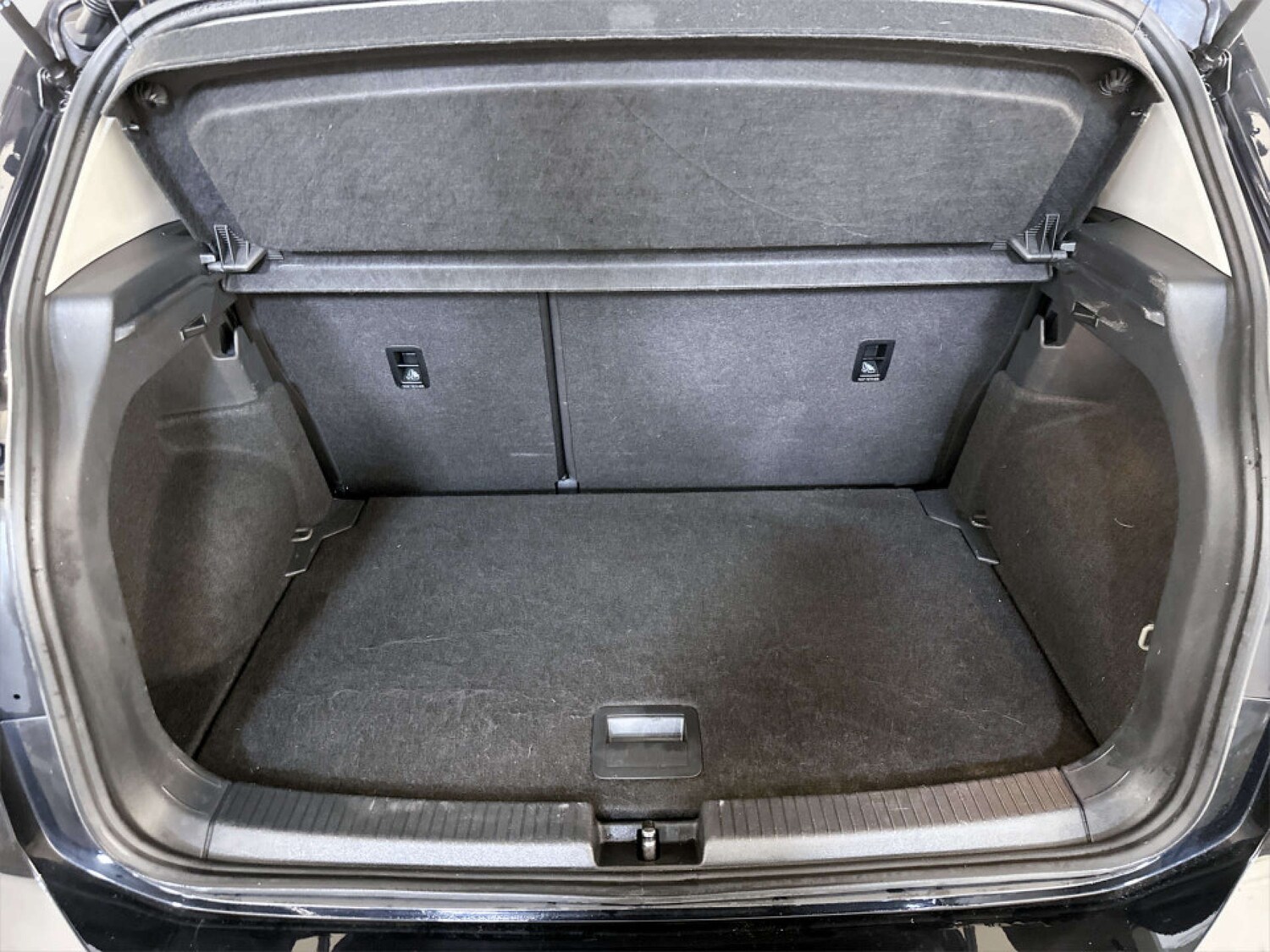 Used Volkswagen T-Cross 2023 for sale - 77529417: Photo 15