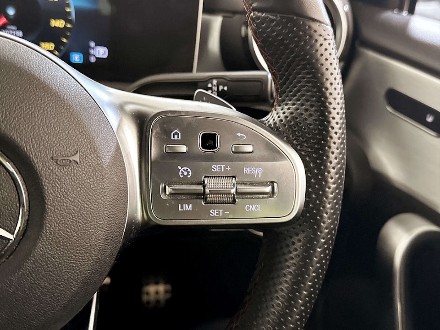 Used Mercedes-Benz A-Class 2018 for sale - 77288501: Photo 19