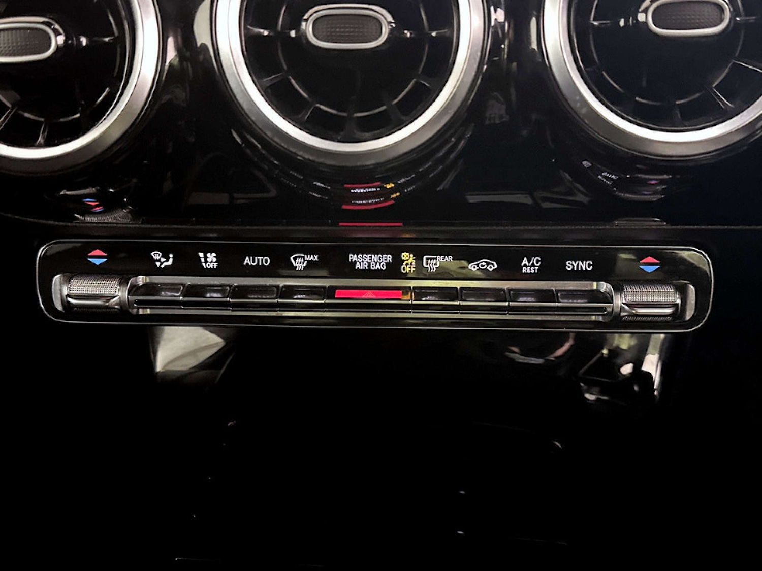 Used Mercedes-Benz A-Class 2018 for sale - 77288501: Photo 26