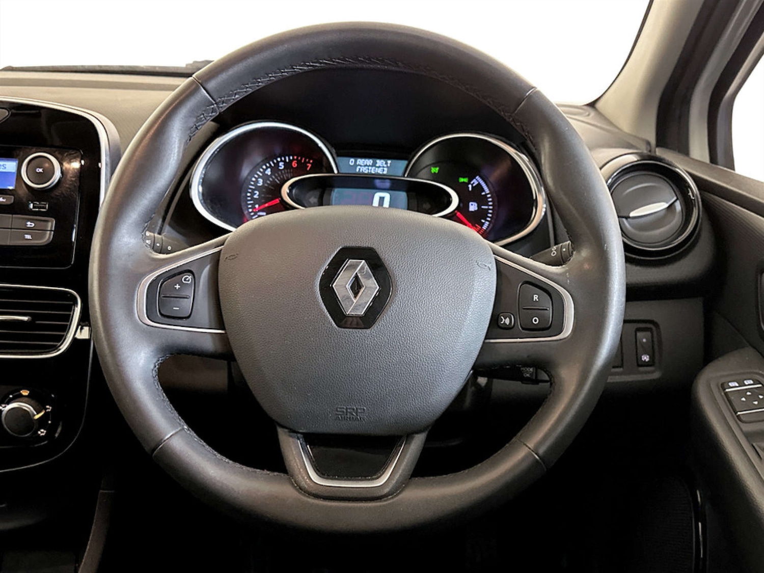 Used Renault Clio 2018 for sale - 77184908: Photo 16