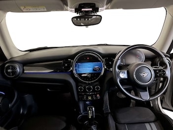 Used MINI Hatch 2022 for sale - 77385514: Photo