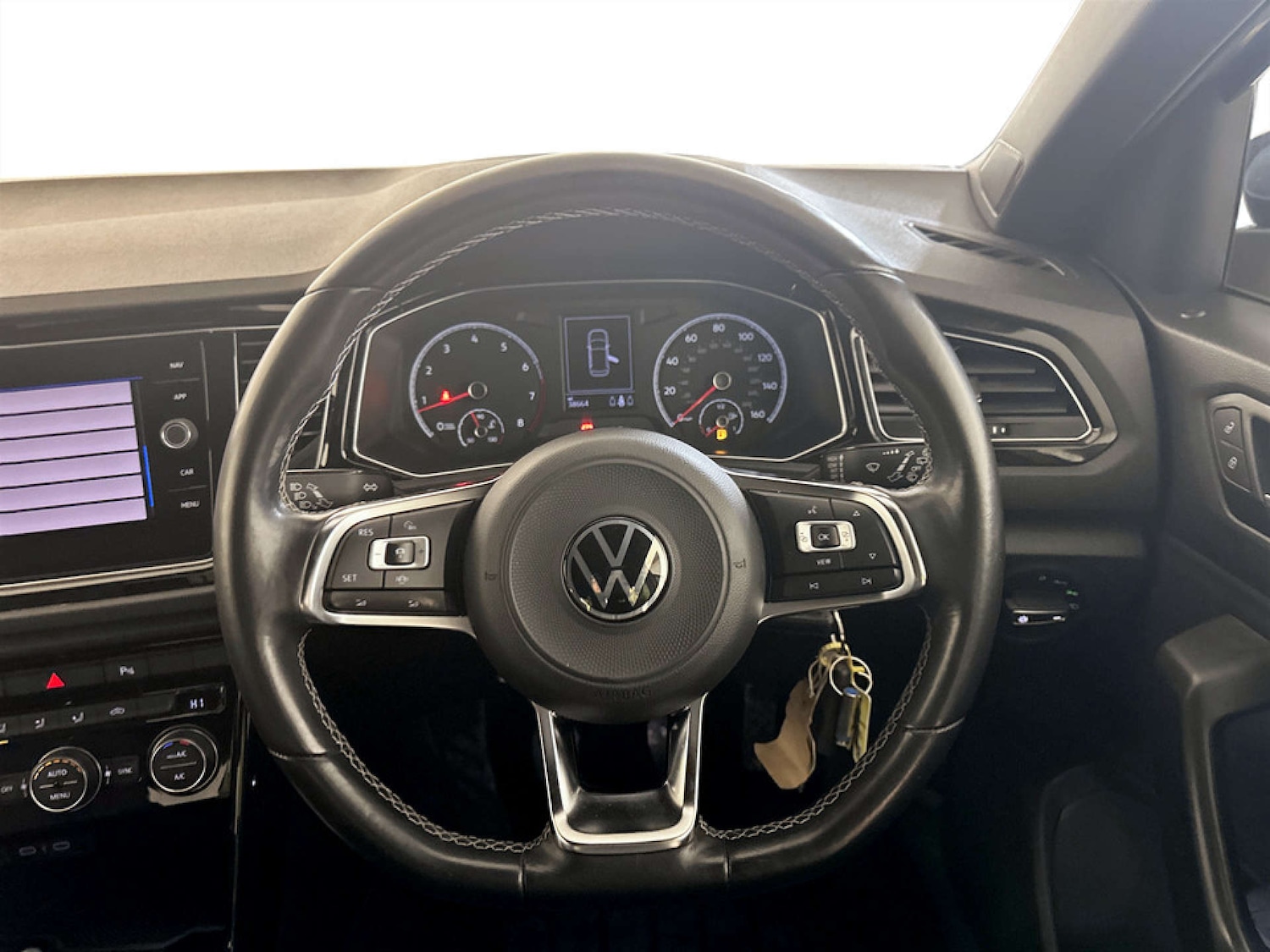 Used Volkswagen T-Roc 2021 for sale - 77326096: Photo 16