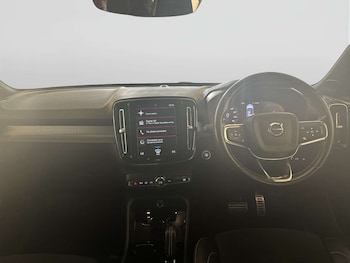 Used Volvo XC40 2021 for sale - 78568172: Photo