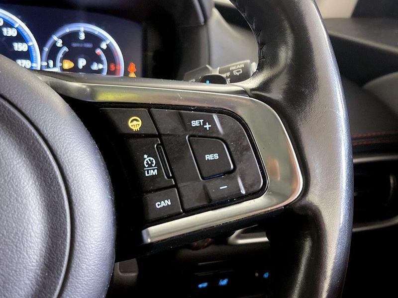 Used Jaguar F-Pace 2016 for sale - 76412179: Photo 19