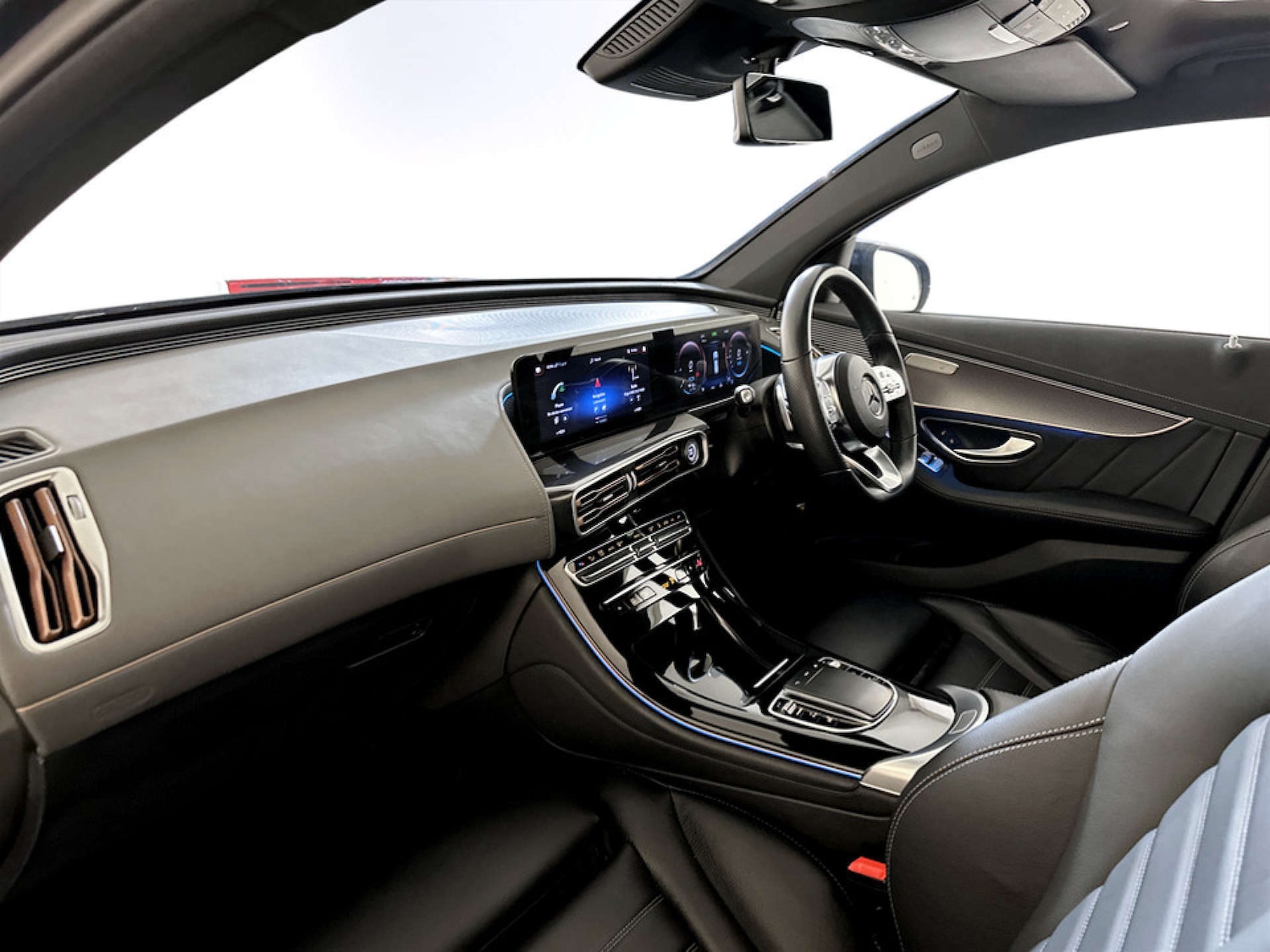 Used Mercedes-Benz EQC 2023 for sale - 77604023: Photo 12