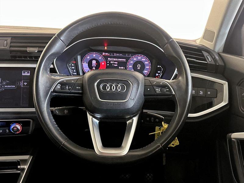 Used Audi Q3 2019 for sale - 76391337: Photo 15