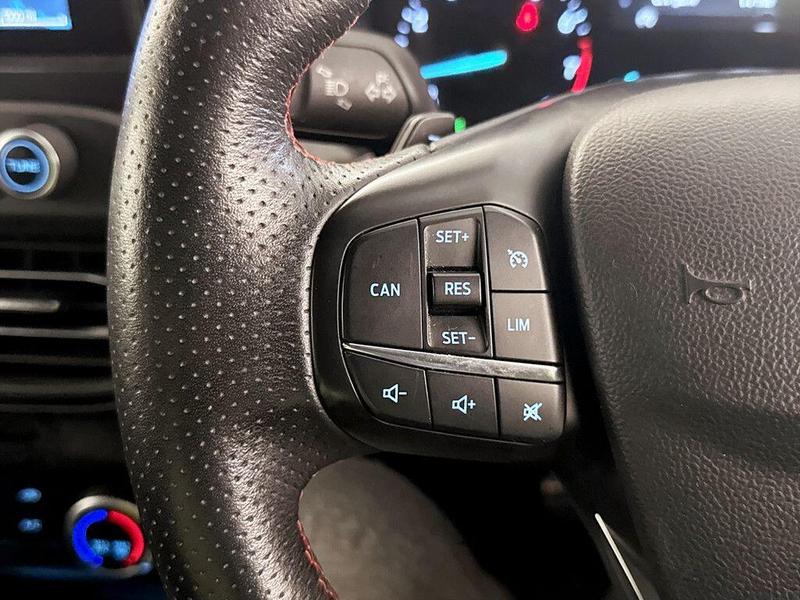 Used Ford Focus 2021 for sale - 76710187: Photo 17