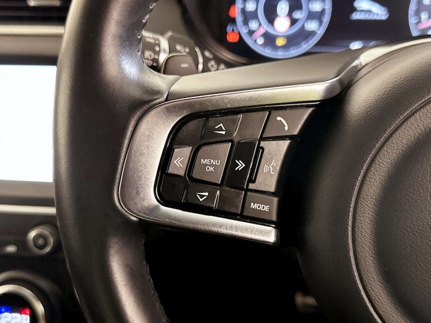 Used Jaguar E-Pace 2020 for sale - 77288516: Photo 17