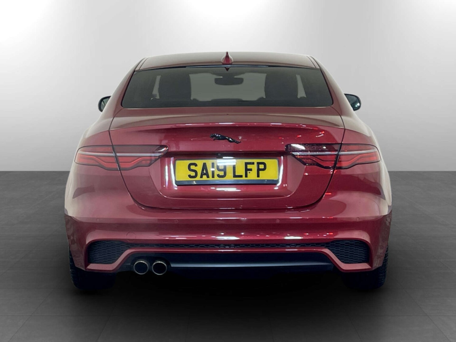 Used Jaguar XE 2019 for sale - 77469939: Photo 9