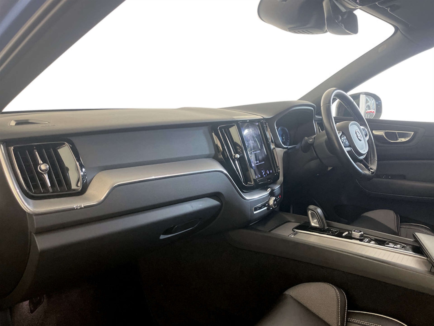 Used Volvo XC60 2021 for sale - 77185276: Photo 12