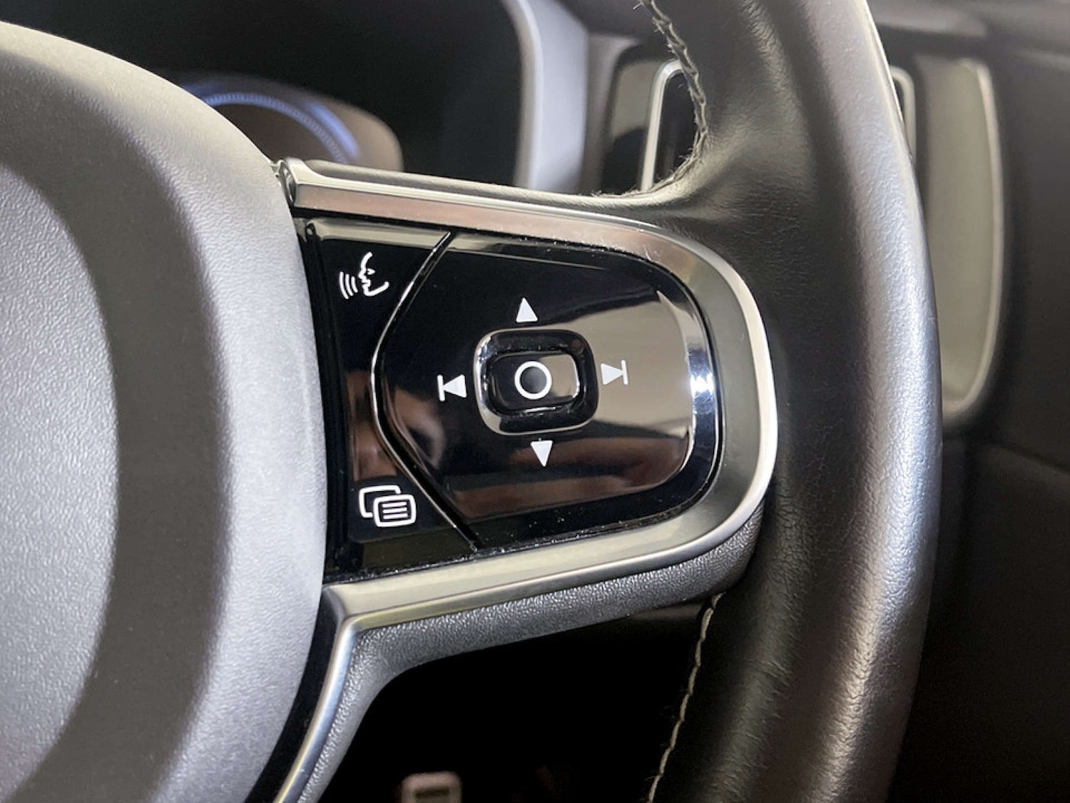 Used Volvo XC60 2021 for sale - 77185276: Photo 19