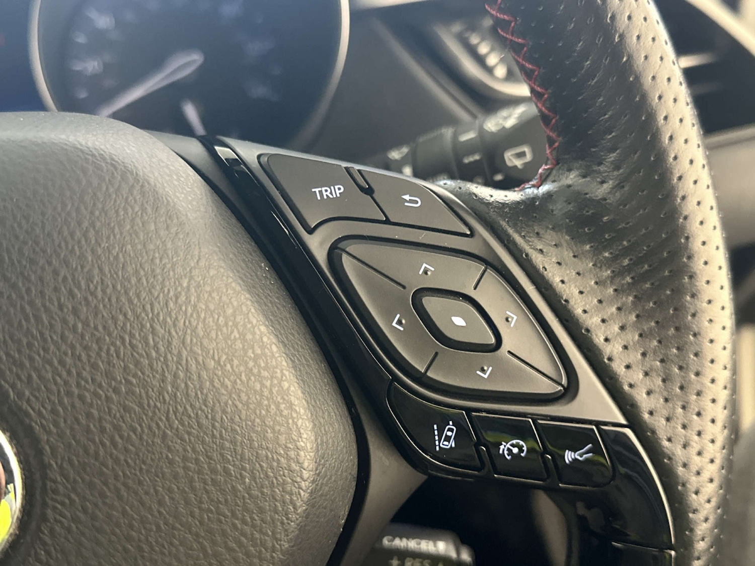 Used Toyota C-HR 2021 for sale - 78031011: Photo 19