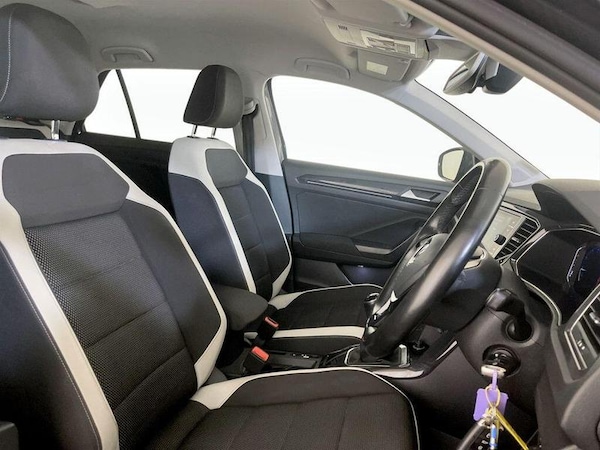 Used Volkswagen T-Roc 2018 for sale - 76255316: Photo 13