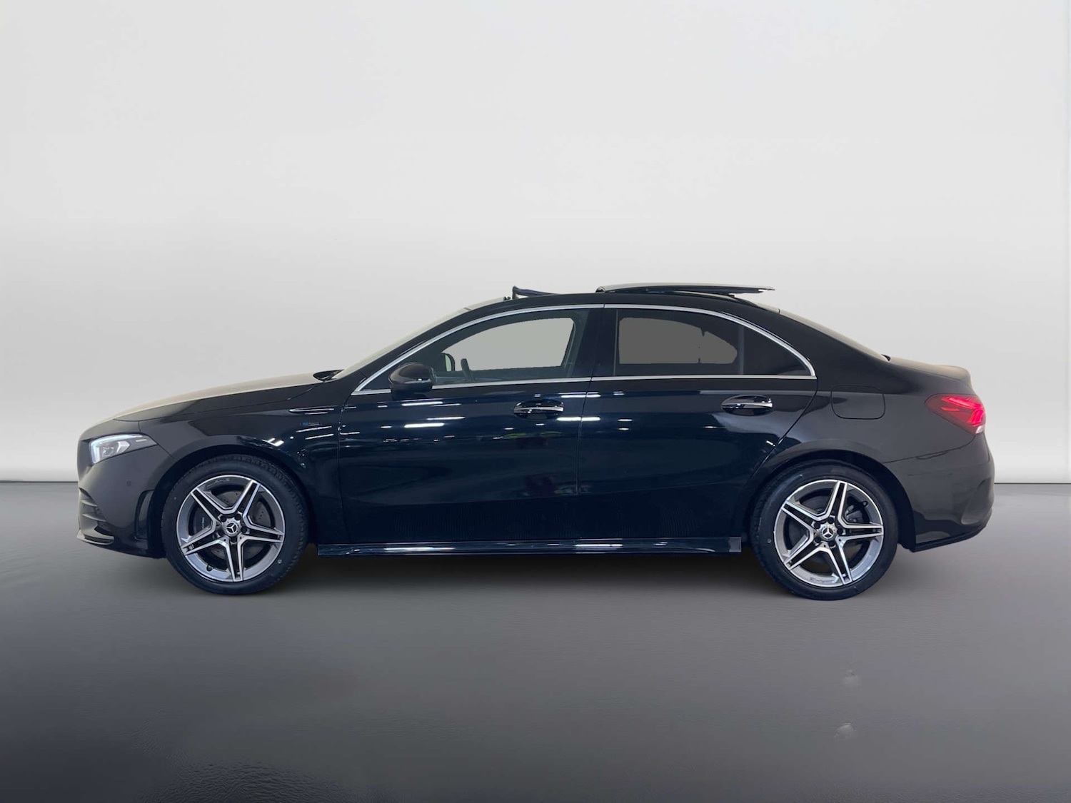 Used Mercedes-Benz A-Class 2020 for sale - 77937218: Photo 7