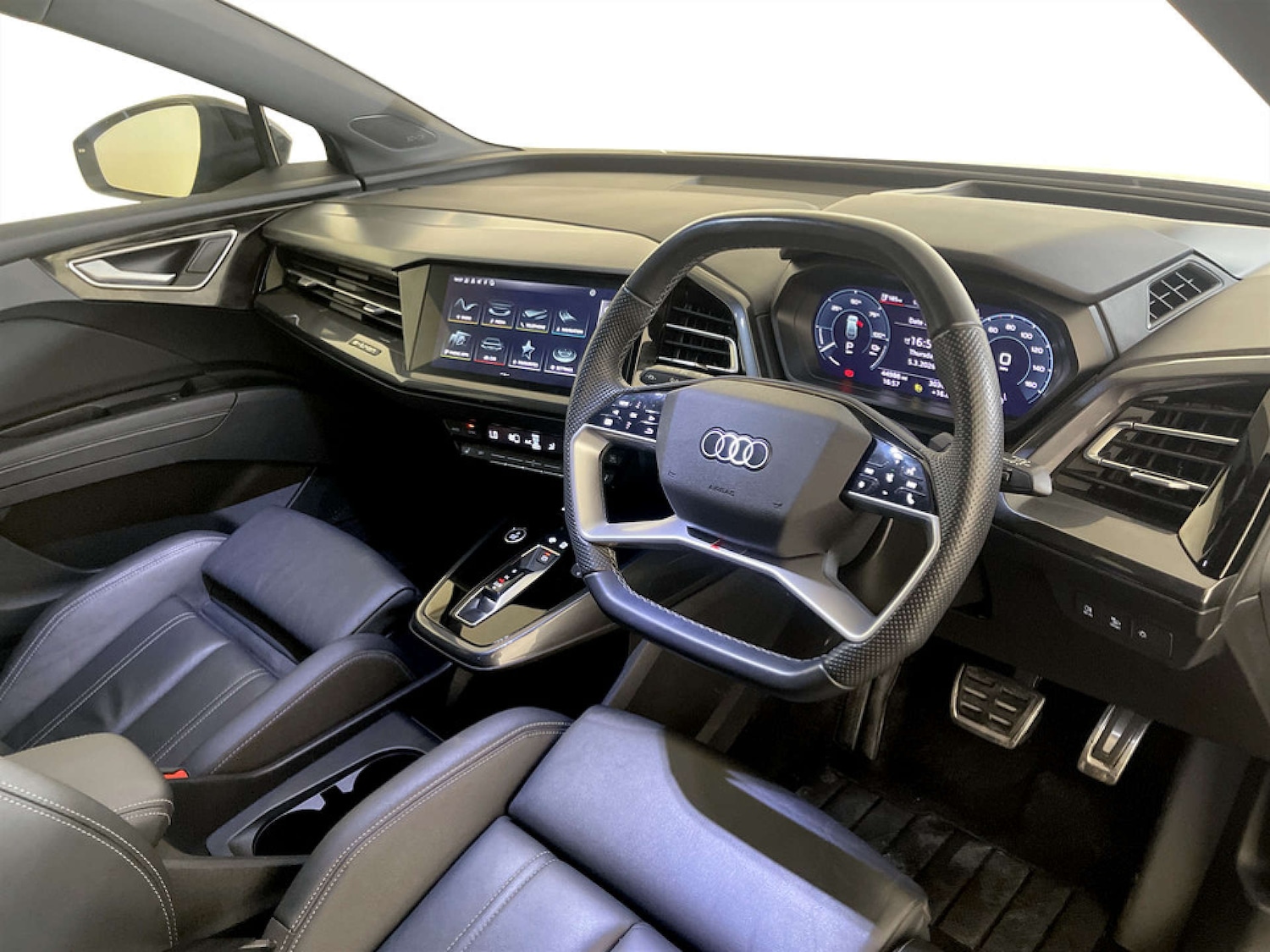 Used Audi Q4 e-tron 2022 for sale - 77765825: Photo 16