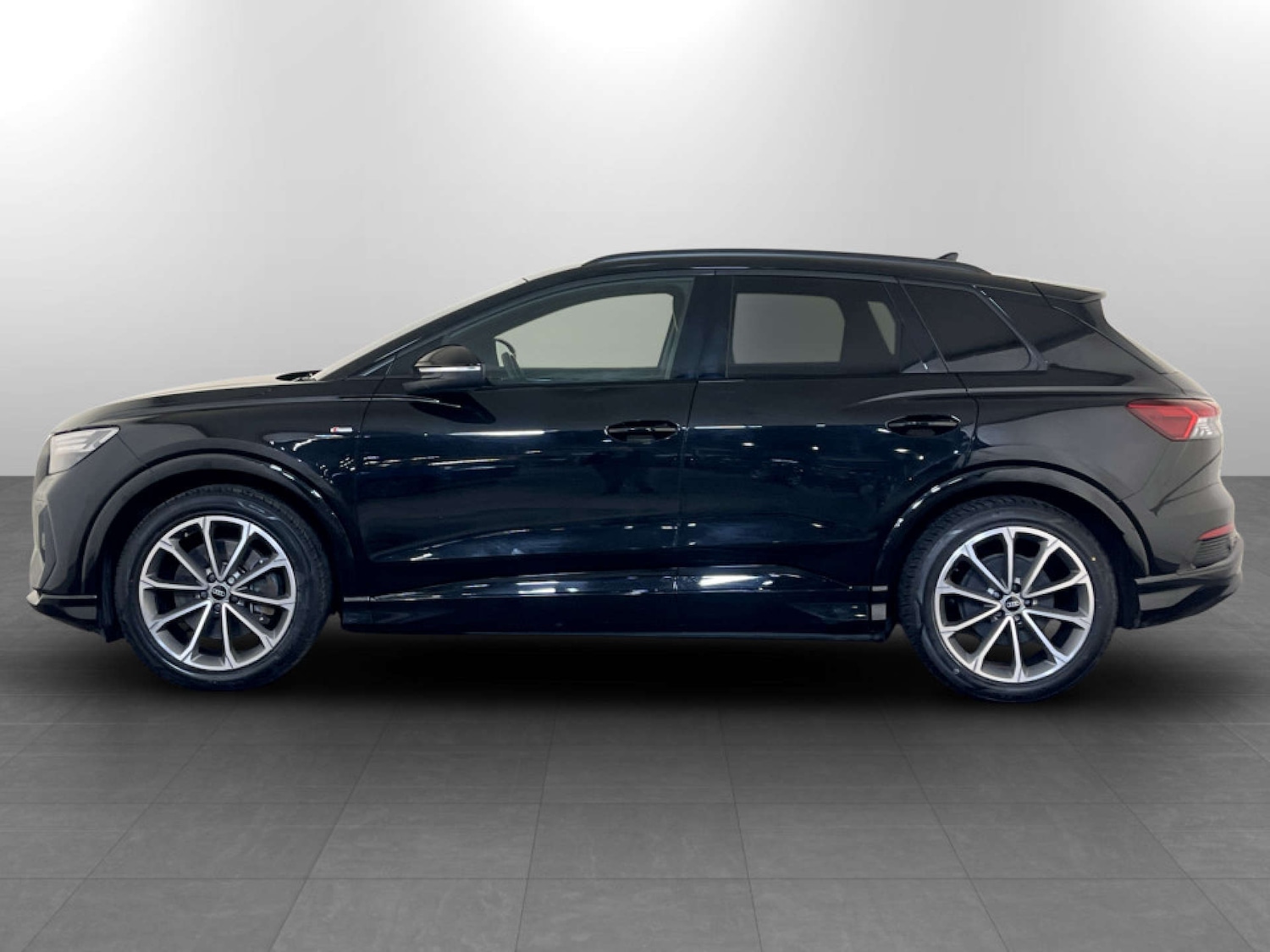 Used Audi Q4 e-tron 2022 for sale - 77765825: Photo 7