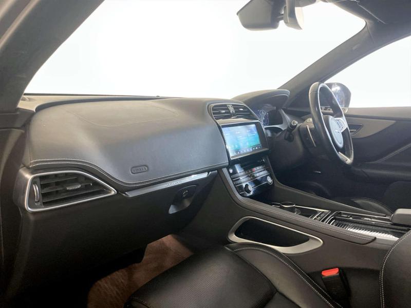 Used Jaguar F-Pace 2019 for sale - 76882692: Photo 12