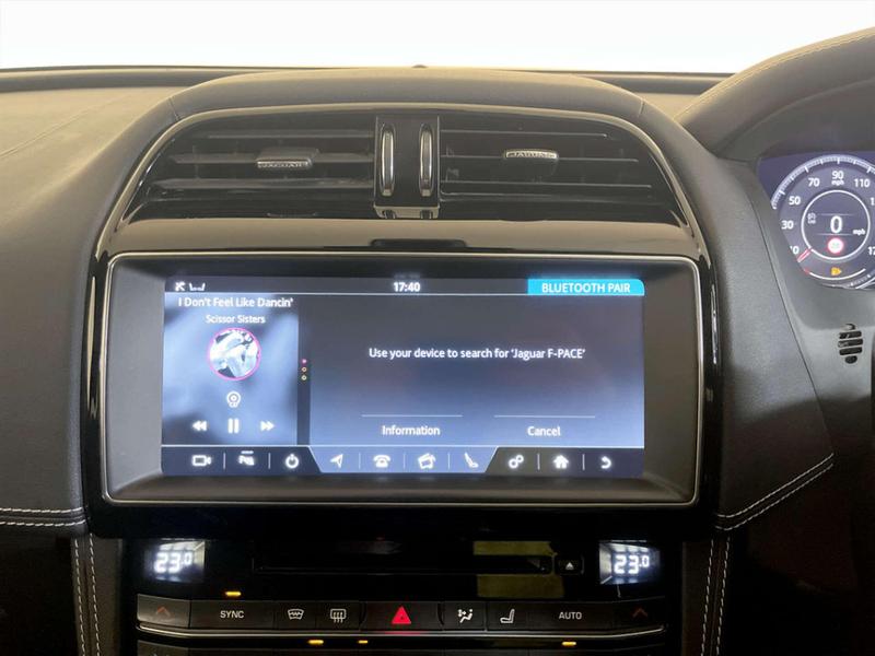 Used Jaguar F-Pace 2019 for sale - 76882692: Photo 21