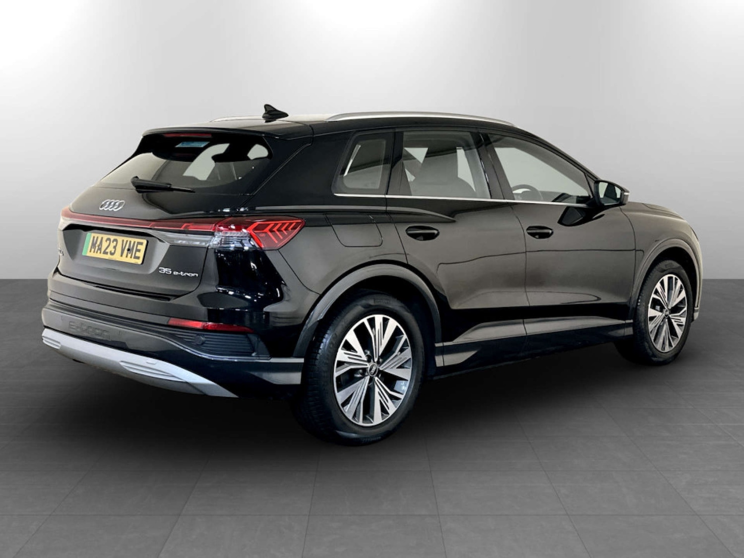 Used Audi Q4 e-tron 2023 for sale - 77452524: Photo 10