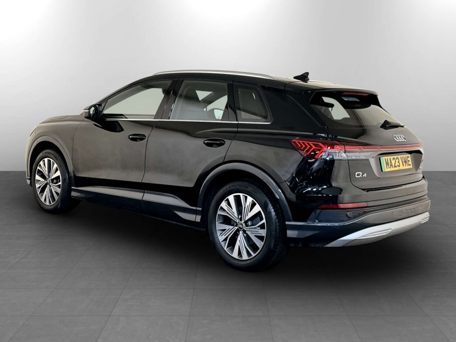 Used Audi Q4 e-tron 2023 for sale - 77452524: Photo 8