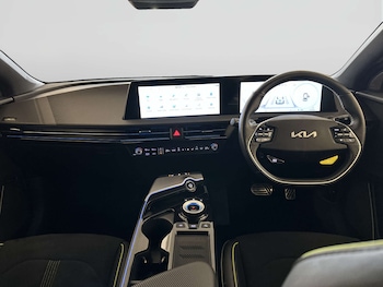 Used Kia EV6 2023 for sale - 78356408: Photo