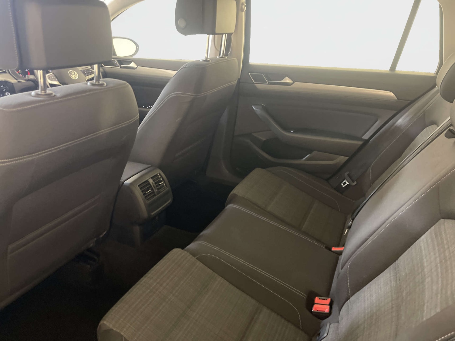 Used Volkswagen Passat 2022 for sale - 78112475: Photo 14