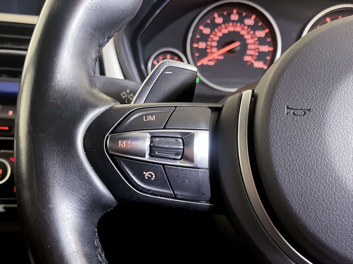 Used BMW 3 Series 2019 for sale - 77650542: Photo 18