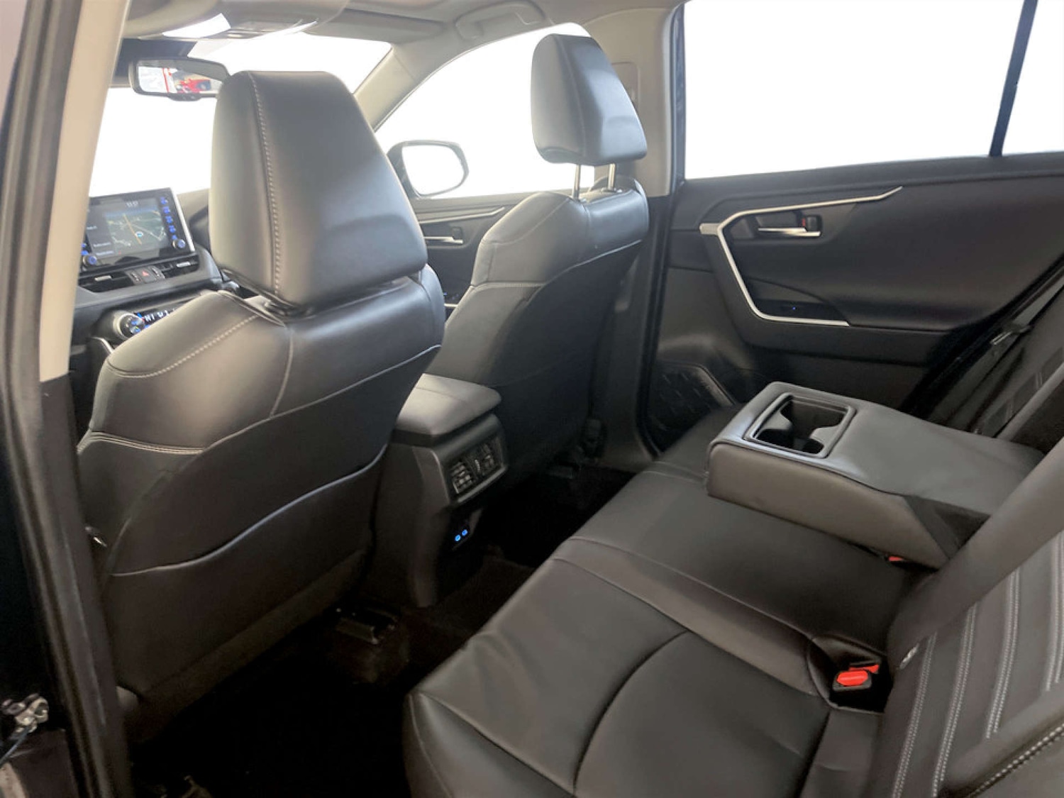 Used Toyota RAV4 2022 for sale - 77494192: Photo 14