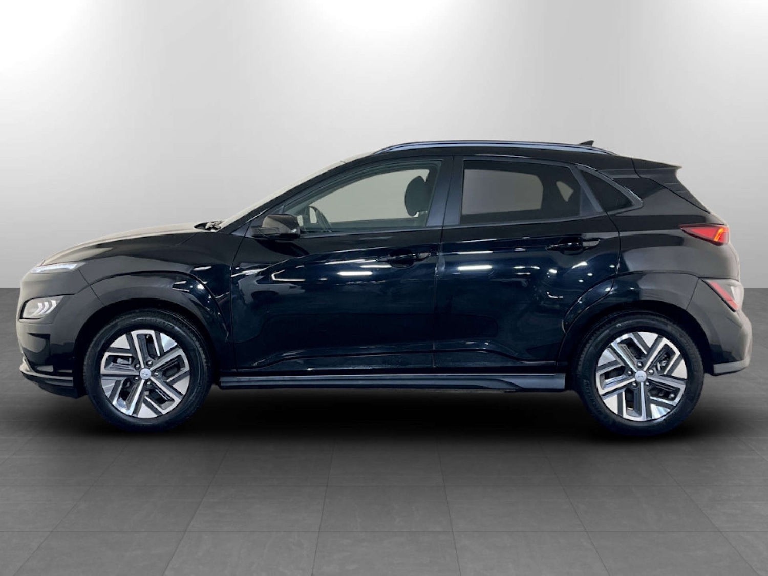 Used Hyundai KONA 2023 for sale - 77224781: Photo 7