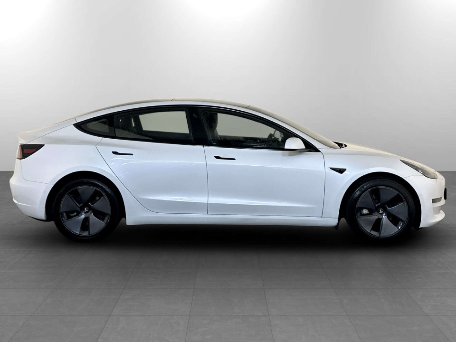 Used Tesla Model 3 2021 for sale - 77368286: Photo 10
