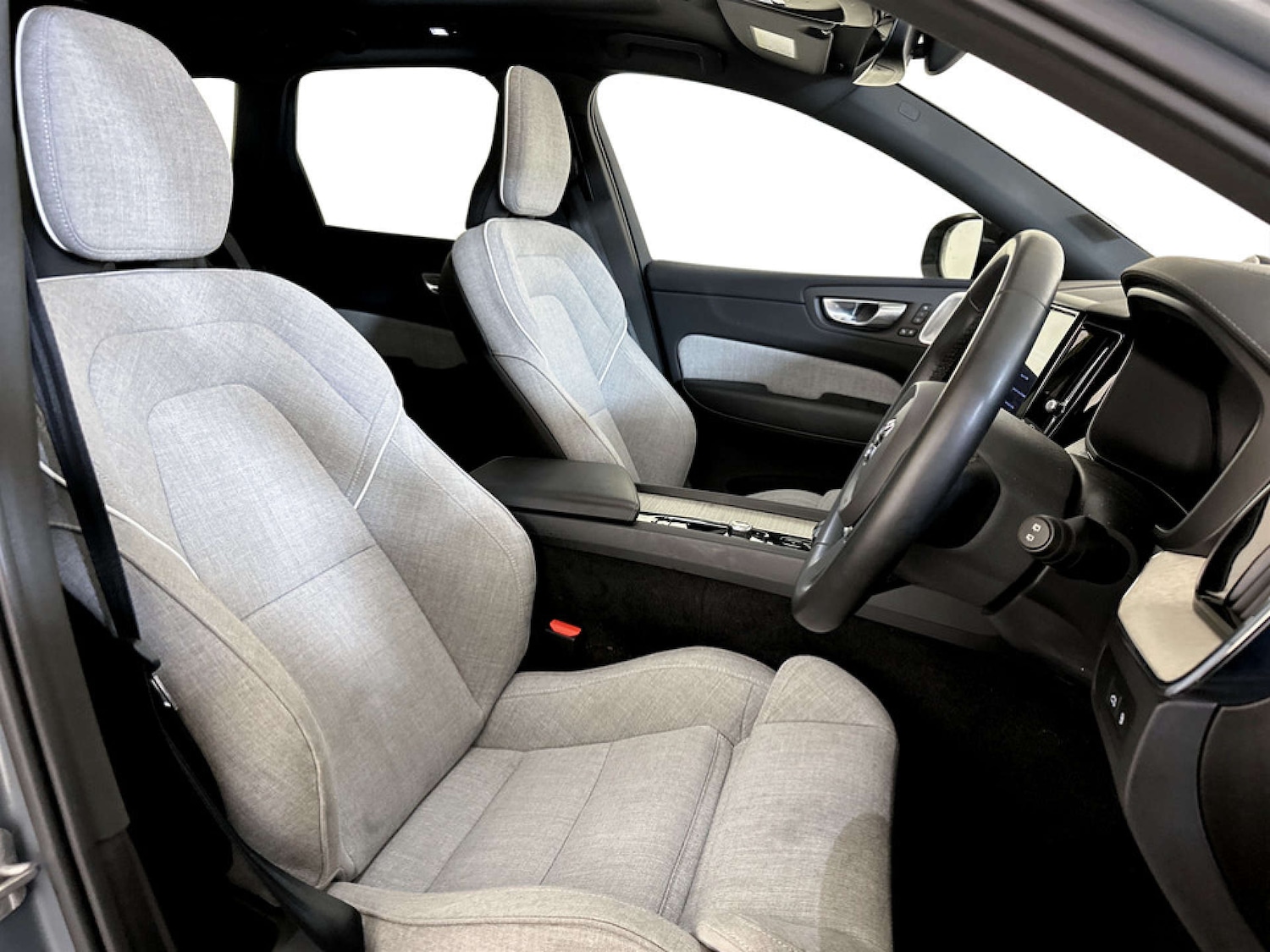 Used Volvo XC60 2022 for sale - 77364268: Photo 13