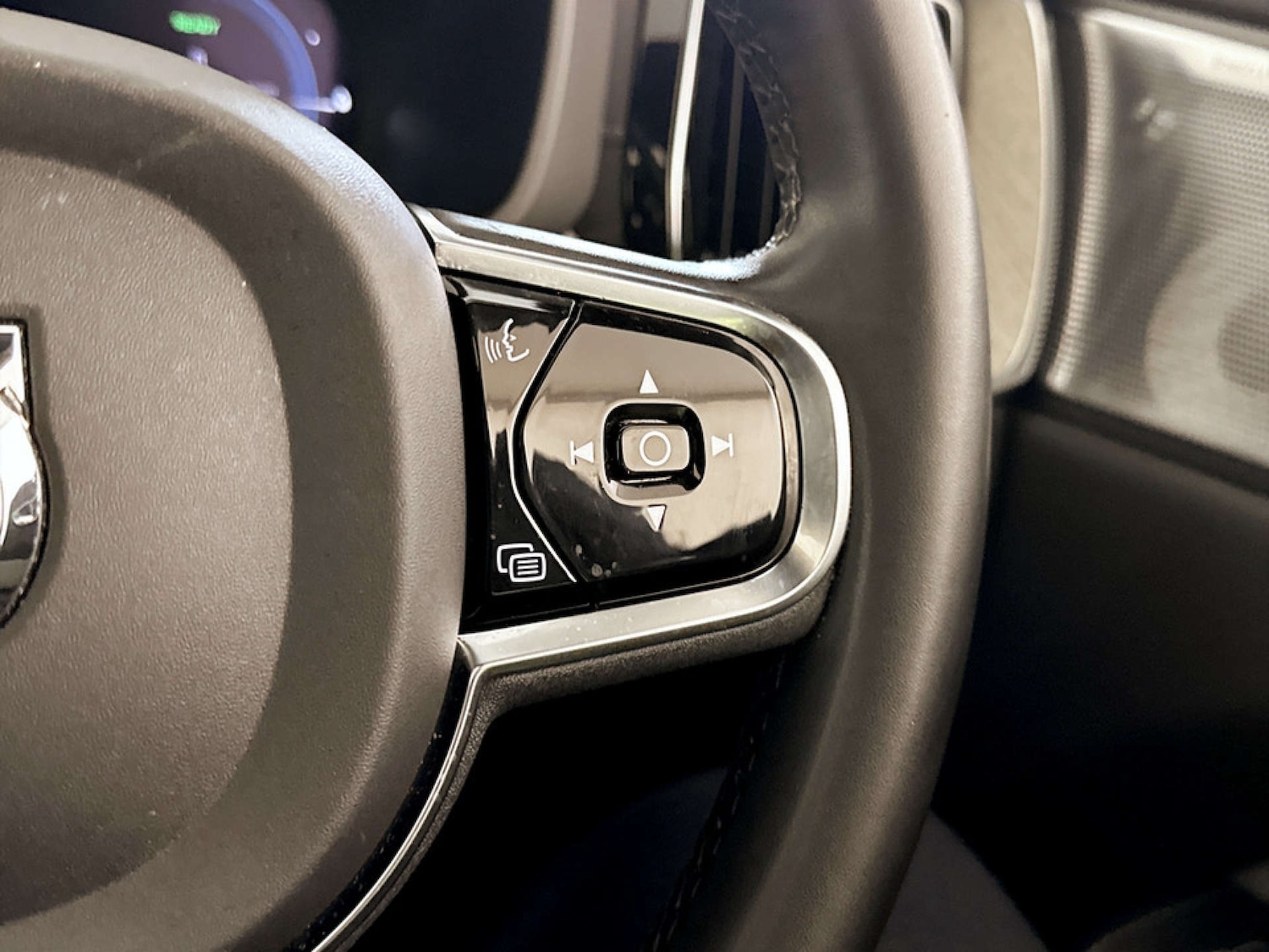 Used Volvo XC60 2022 for sale - 77364268: Photo 21