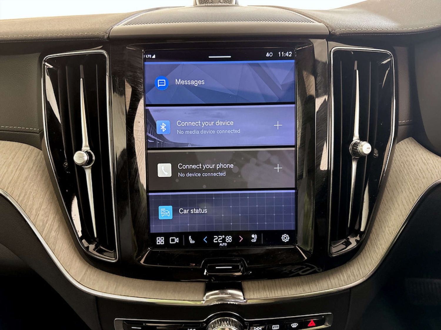 Used Volvo XC60 2022 for sale - 77364268: Photo 25