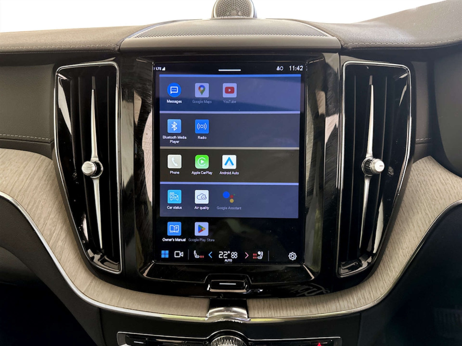 Used Volvo XC60 2022 for sale - 77364268: Photo 26