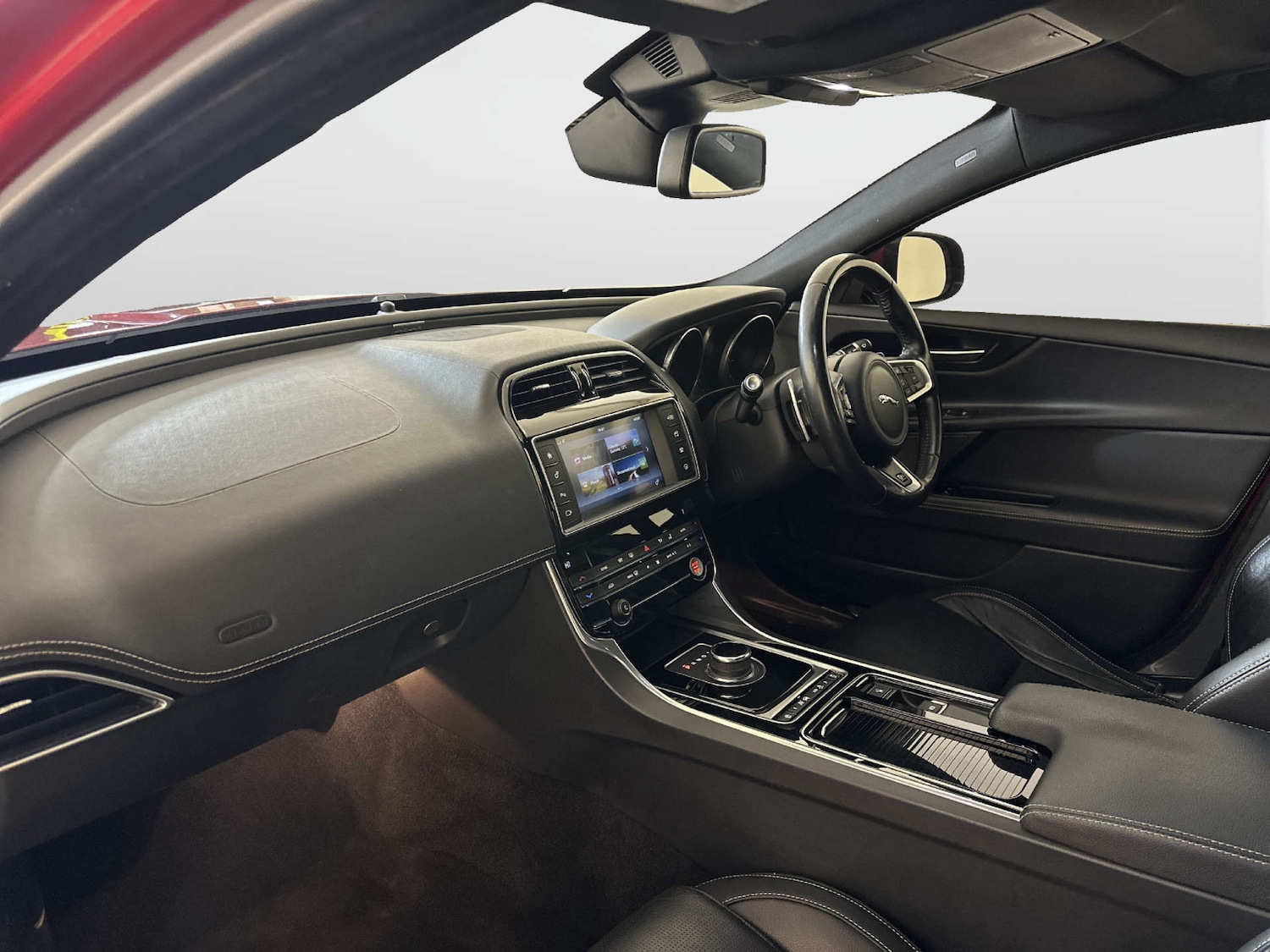 Used Jaguar XE 2018 for sale - 78094537: Photo 12