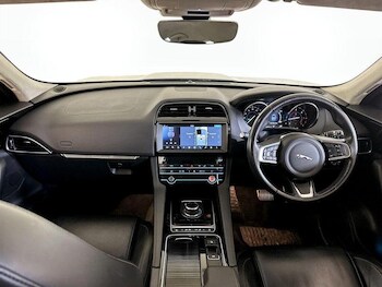 Used Jaguar F-Pace 2019 for sale - 76580764: Photo