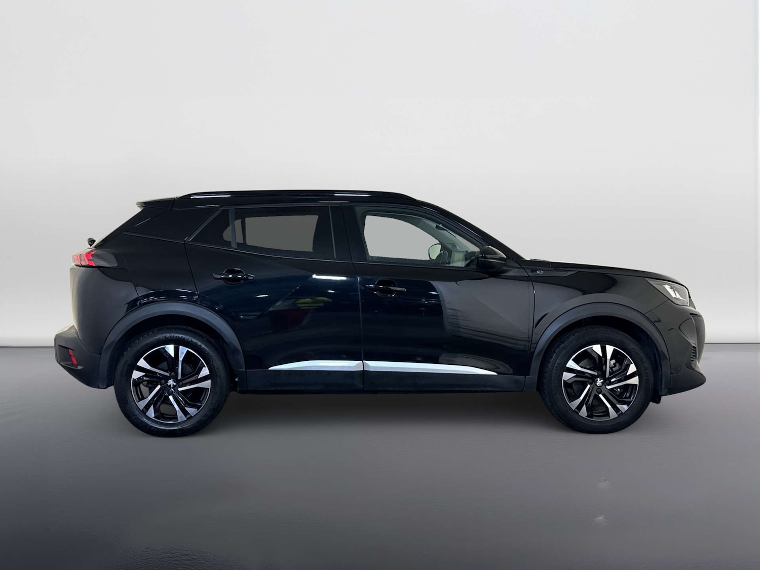 Used Peugeot 2008 2022 for sale - 77902955: Photo 11