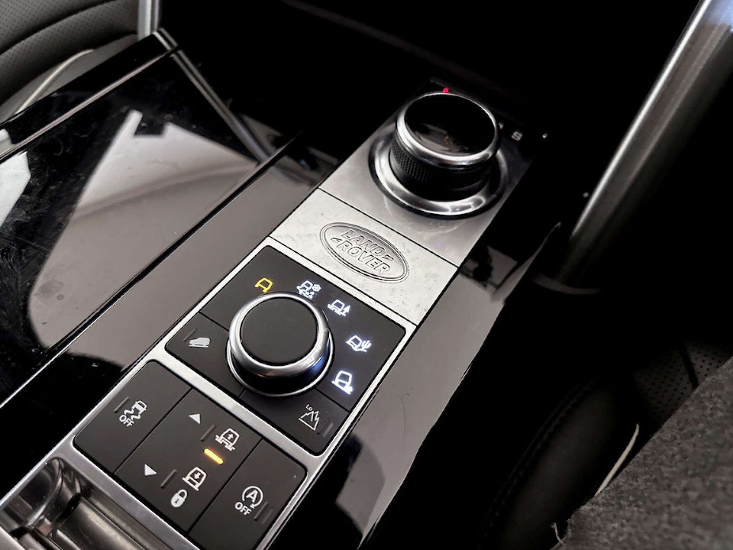 Used Land Rover Discovery 2020 for sale - 77195858: Photo 26