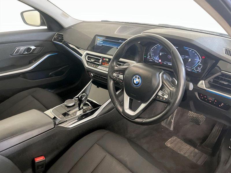 Used BMW 3 Series 2021 for sale - 76352221: Photo 15