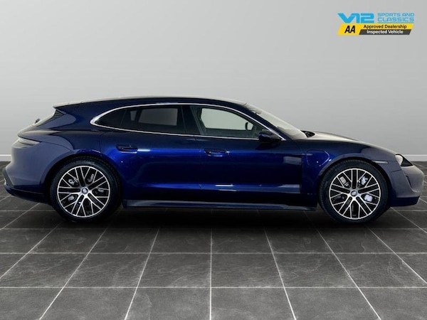 Used Porsche Taycan 2022 for sale - 75718164: Photo 11