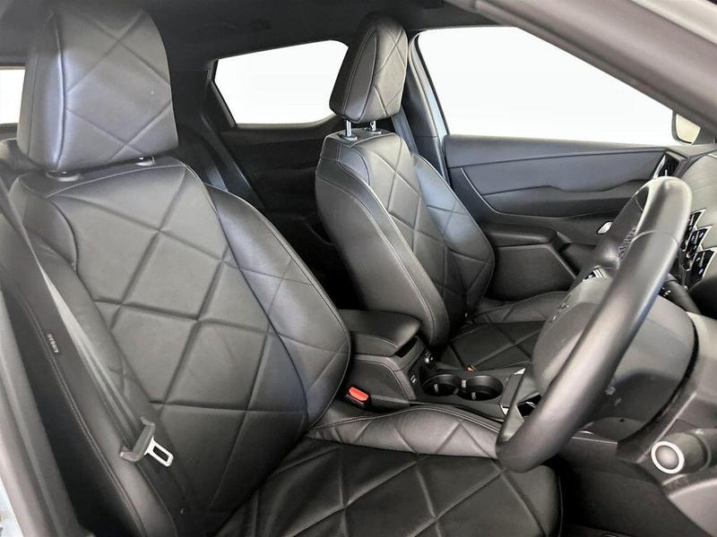 Used DS Automobiles DS 3 Crossback 2021 for sale - 76703136: Photo 13