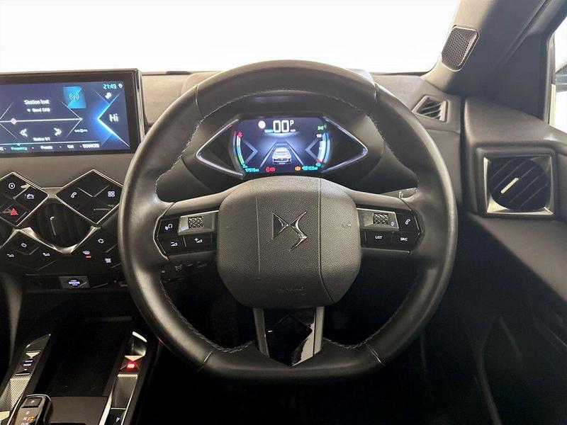Used DS Automobiles DS 3 Crossback 2021 for sale - 76703136: Photo 14