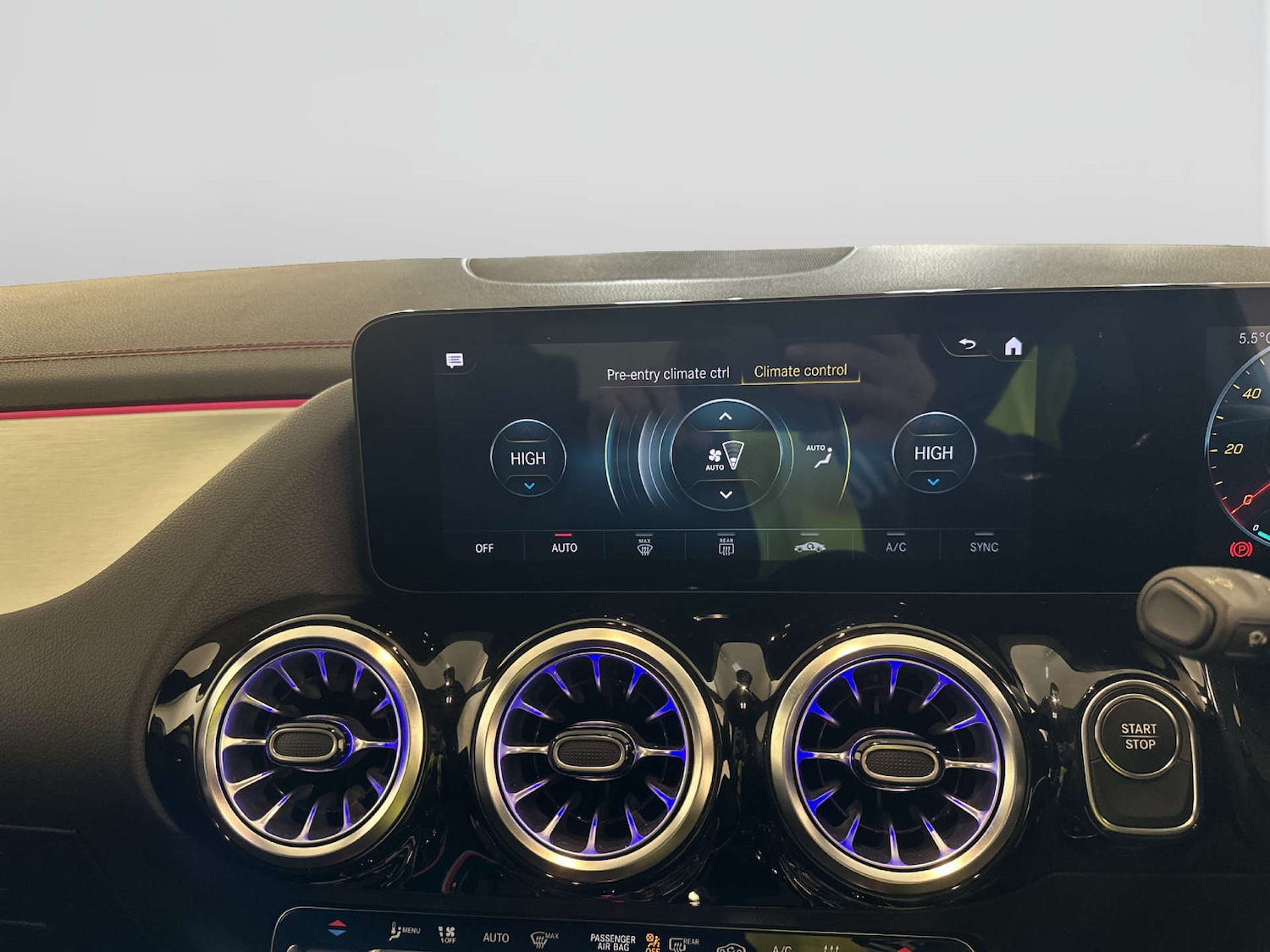 Used Mercedes-Benz EQA 2022 for sale - 77953317: Photo 23