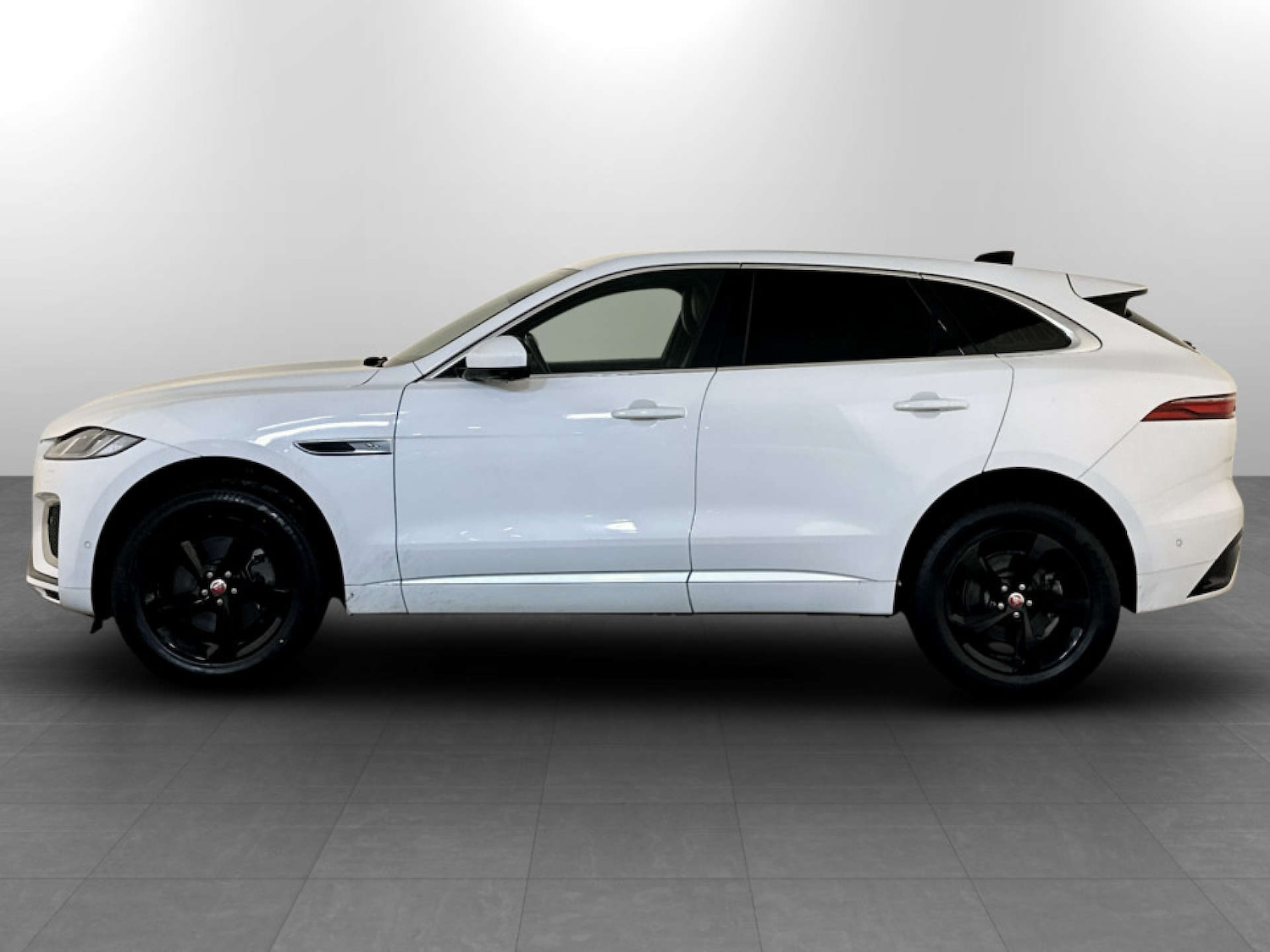Used Jaguar F-Pace 2021 for sale - 77368195: Photo 6