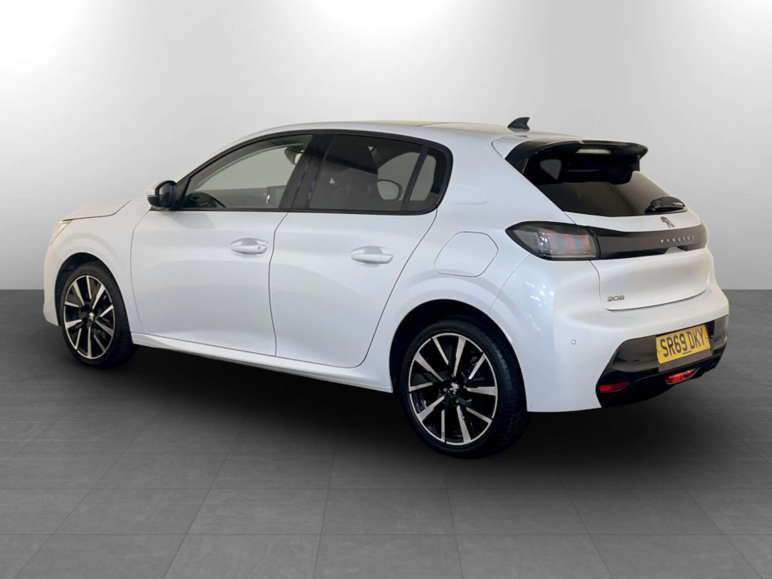 Used Peugeot 208 2020 for sale - 77423718: Photo 8