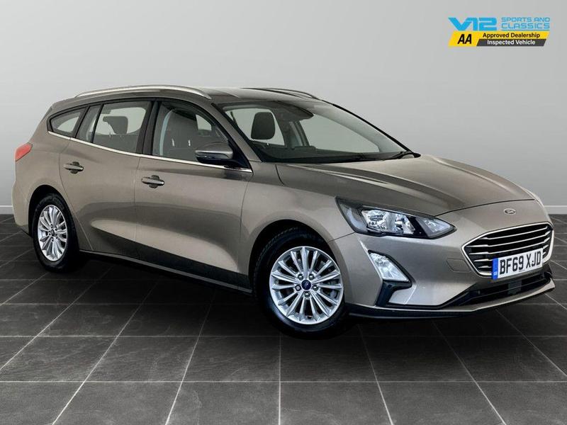 Used Ford Focus 2019 for sale - 76649739: Photo 1