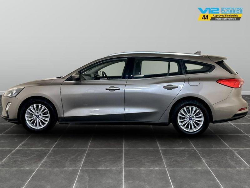 Used Ford Focus 2019 for sale - 76649739: Photo 7