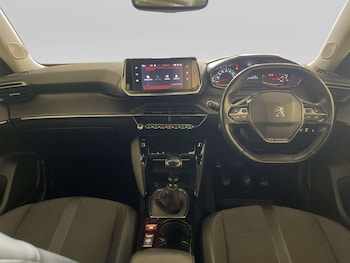 Used Peugeot 2008 2021 for sale - 78837910: Photo
