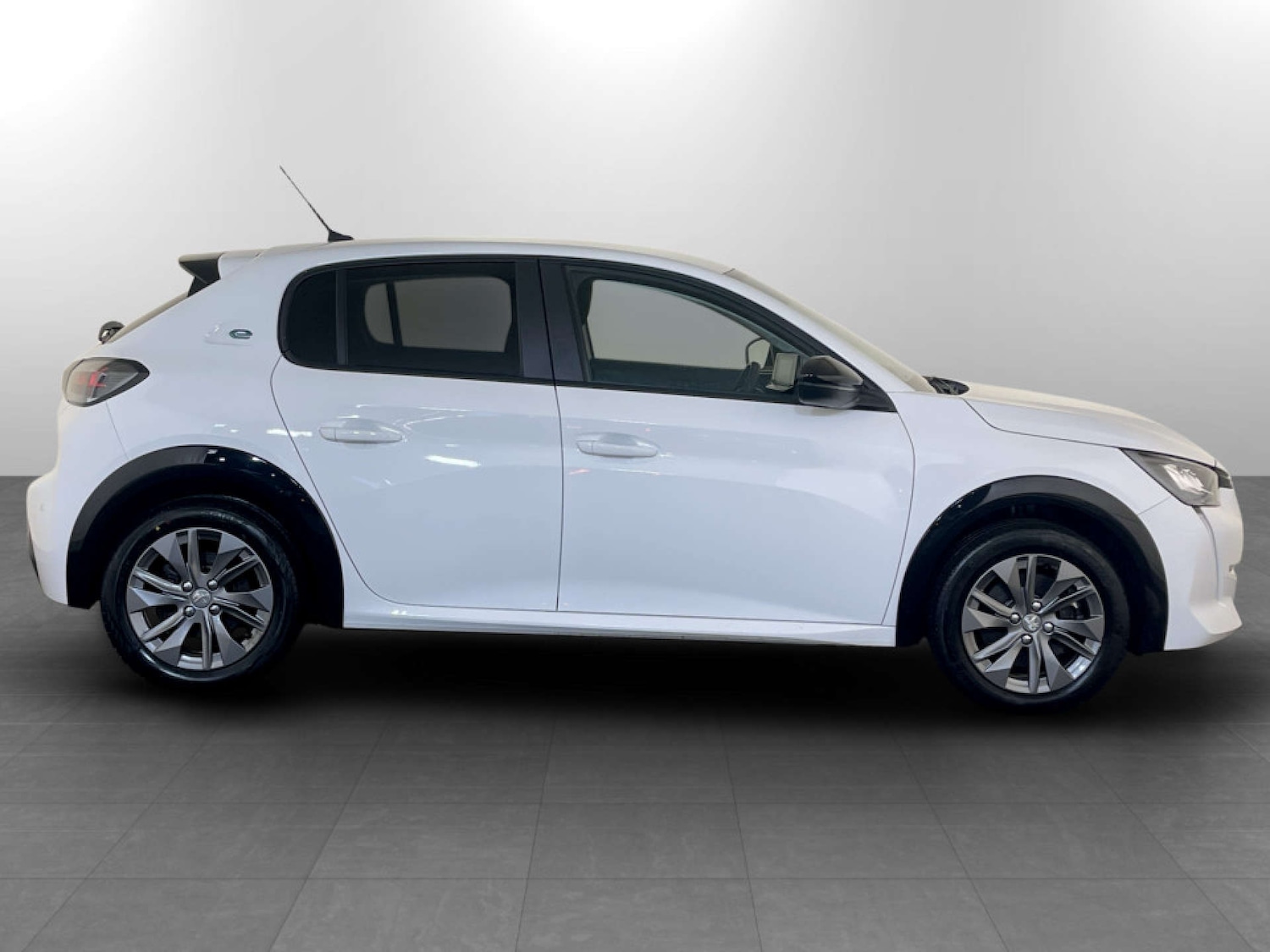 Used Peugeot 208 2023 for sale - 77385503: Photo 11